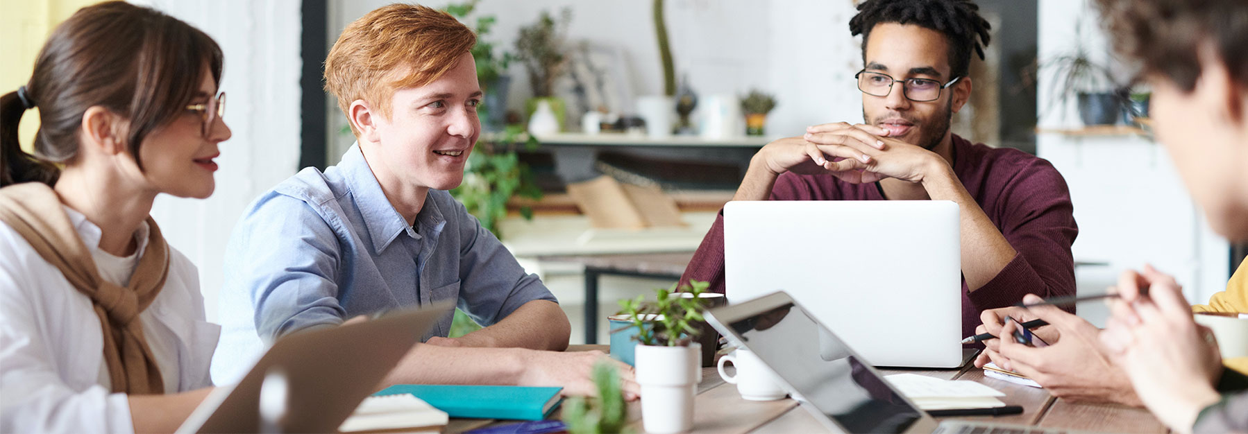 pexels-fauxels-3182759